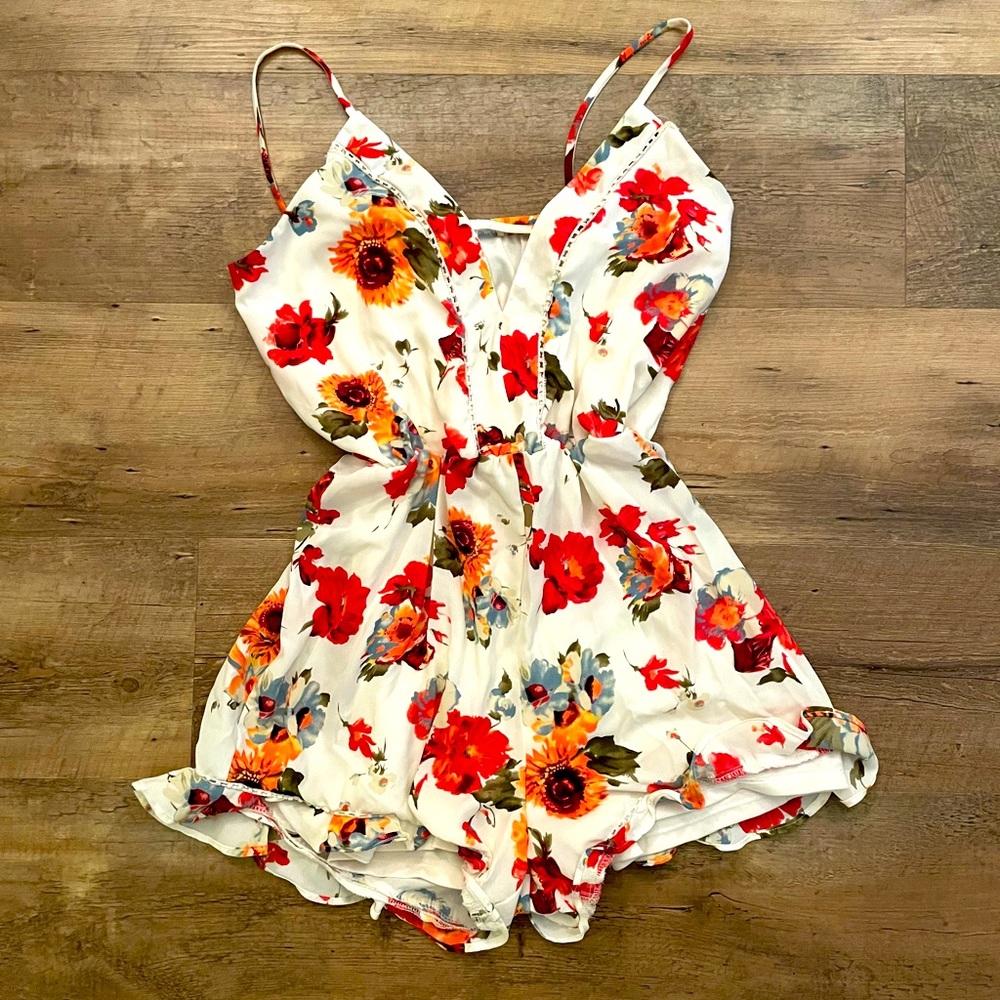 Floral sleeveless romper size small